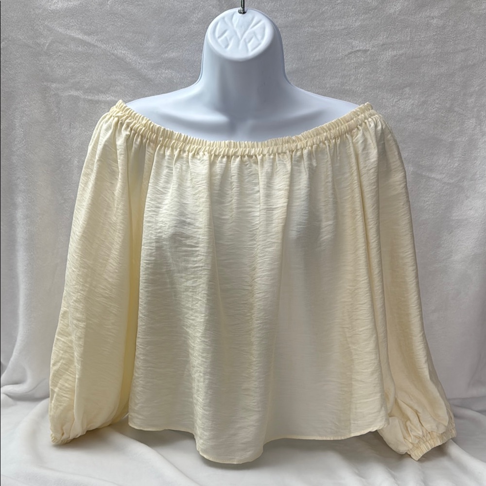 Topshop Cream Off-Shoulder Blouse, Flowy, Festival, Cream Color, size 6